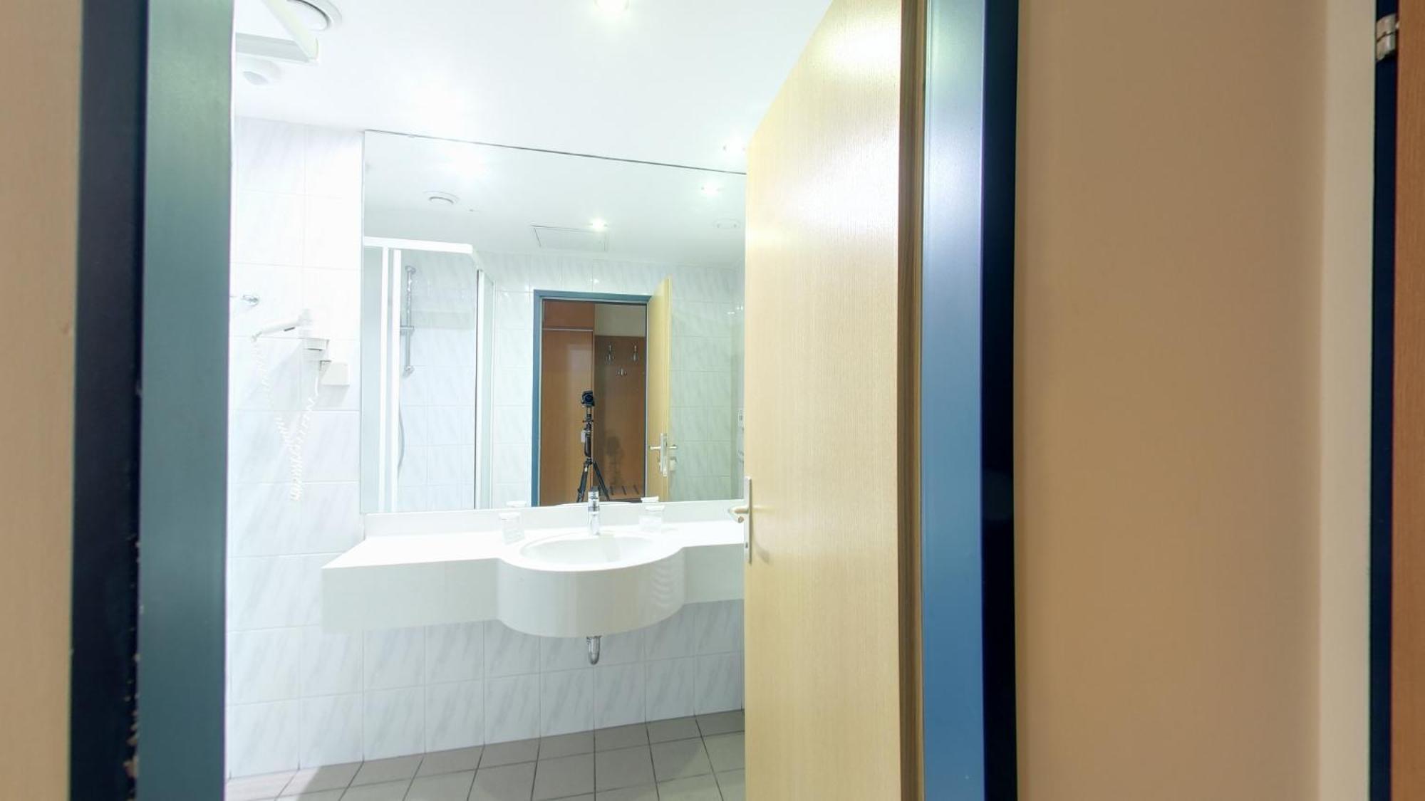 Continental Hotel-Pension Виена Екстериор снимка